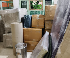 Packers and movers at work in Lucknow