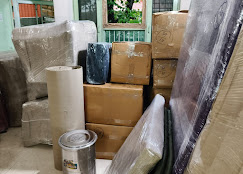 Packers and movers at work in Lucknow