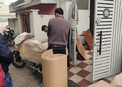 Packers and movers at work in Lucknow