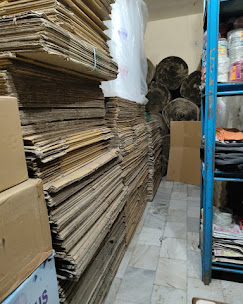 Packers and movers at work in Lucknow